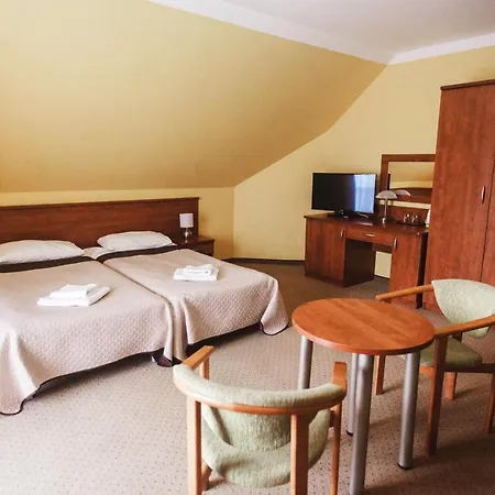 Dw Airen ホリデーパーク トシェンサチ